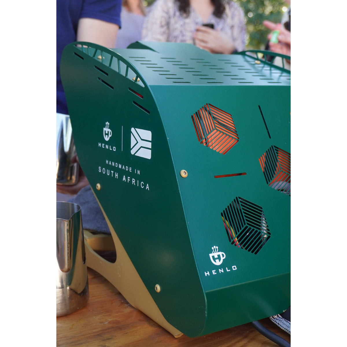 Henlo QS single group head commercial espresso machine in green from behind